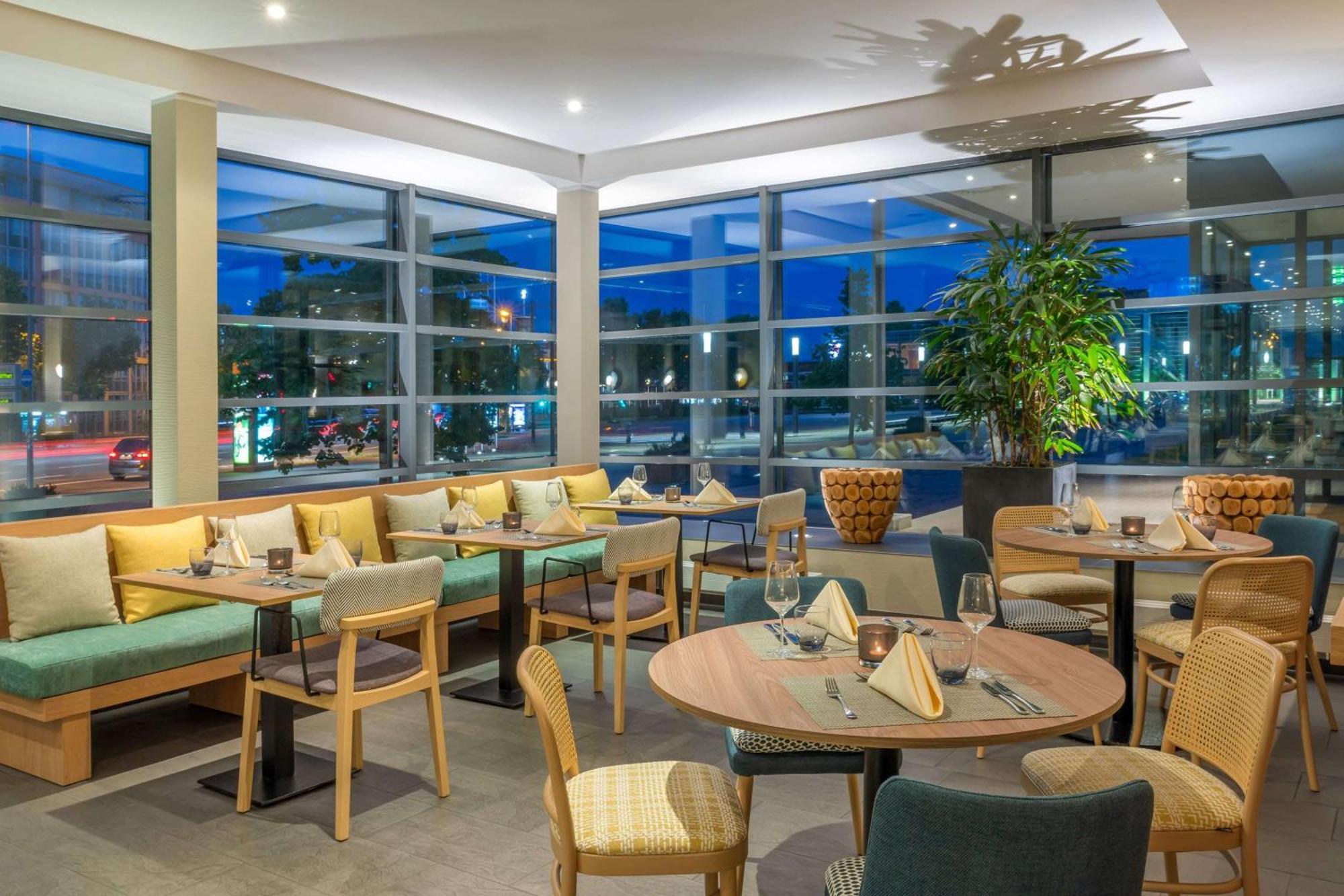 Hotel Muenster Kongresscenter Affiliated By Melia Екстериор снимка