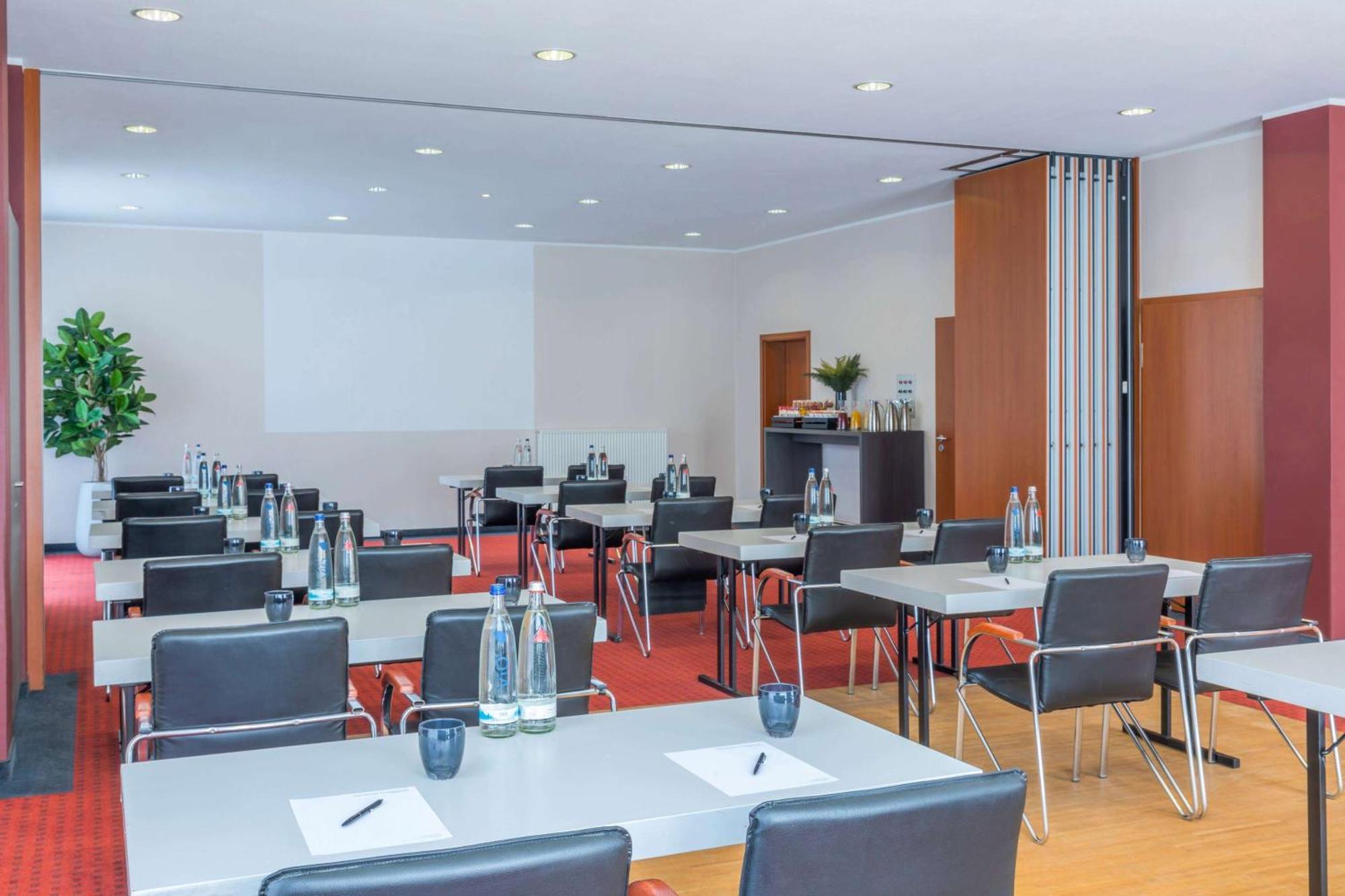 Hotel Muenster Kongresscenter Affiliated By Melia Екстериор снимка